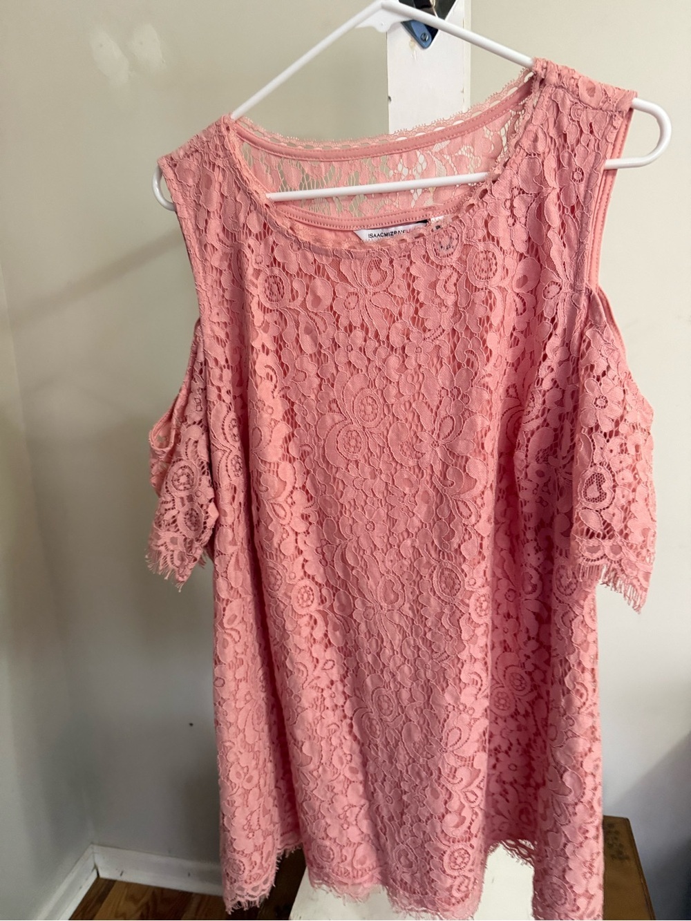 New Isaac Mizrahi Live Cold Shoulder Lace Top